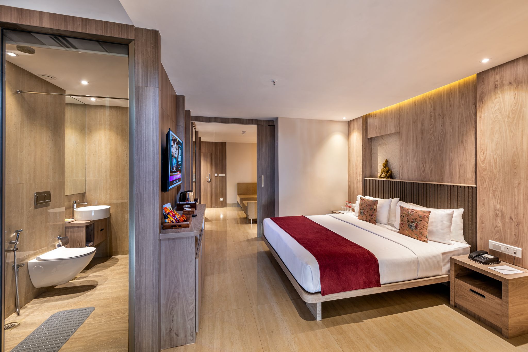 Two room Luxury Suite Royale Wing- CP