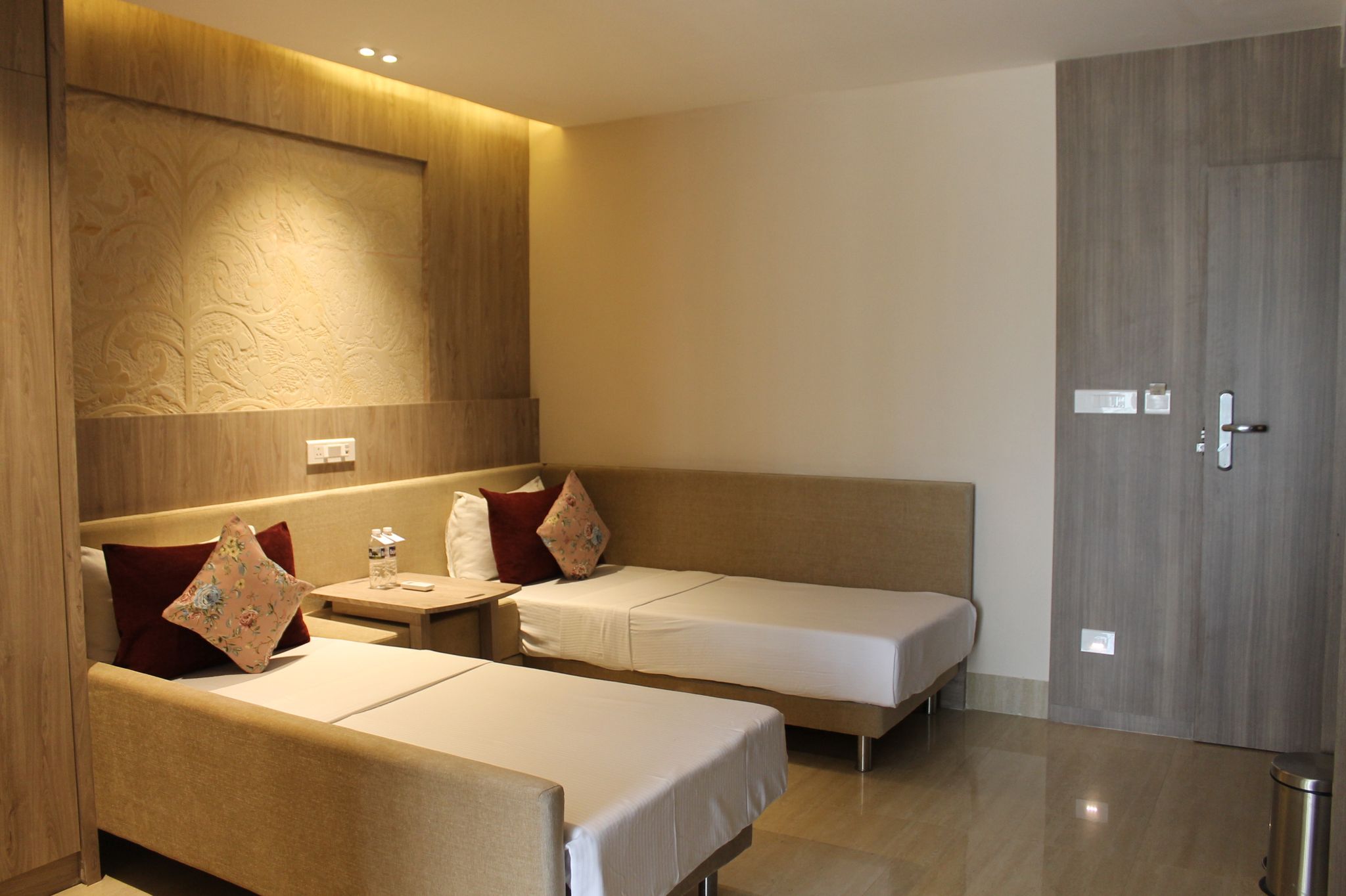 Two room Luxury Suite Royale Wing- CP