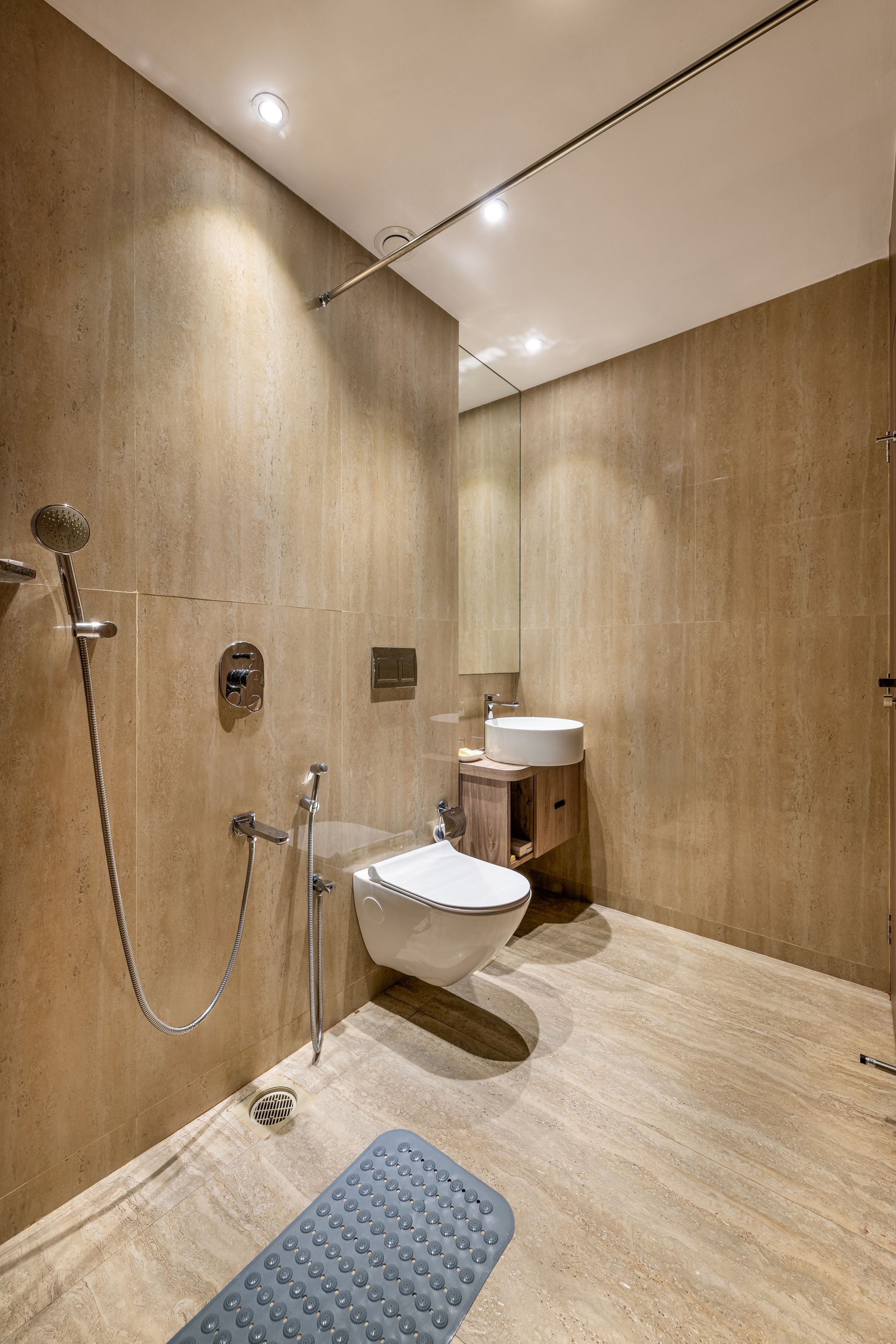 Two room Luxury Suite Royale Wing- CP