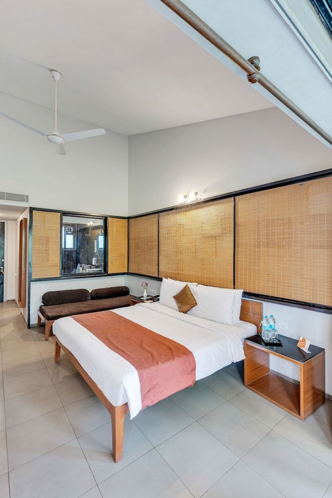 Superior Room with Balcony