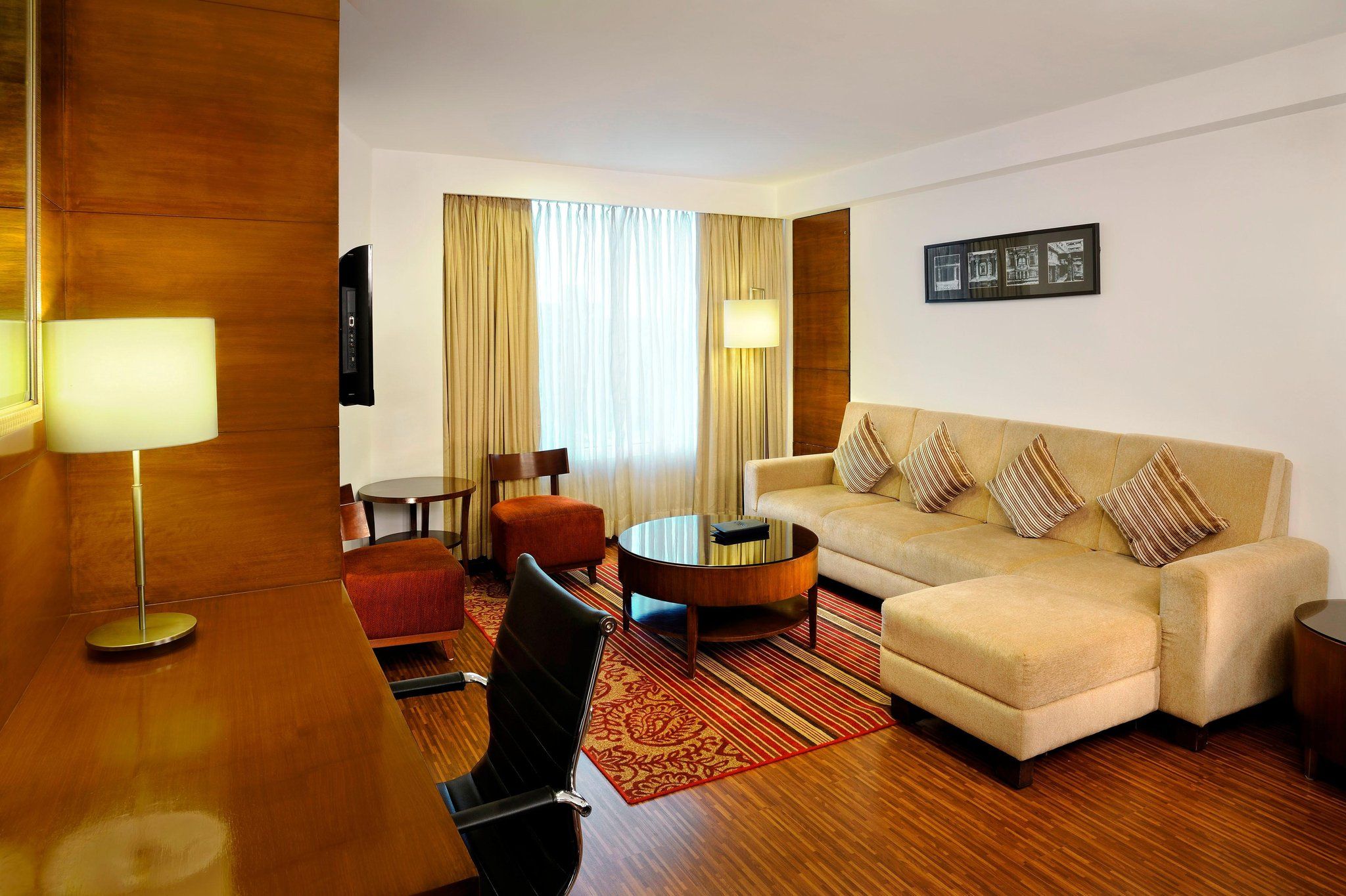 Four Points Suite