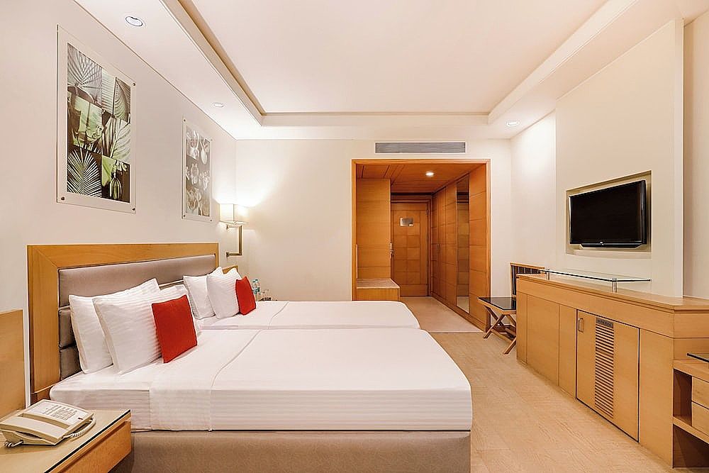 Lemon Tree Premier 2, Leisure Valley, Gurugram Deluxe Room 4