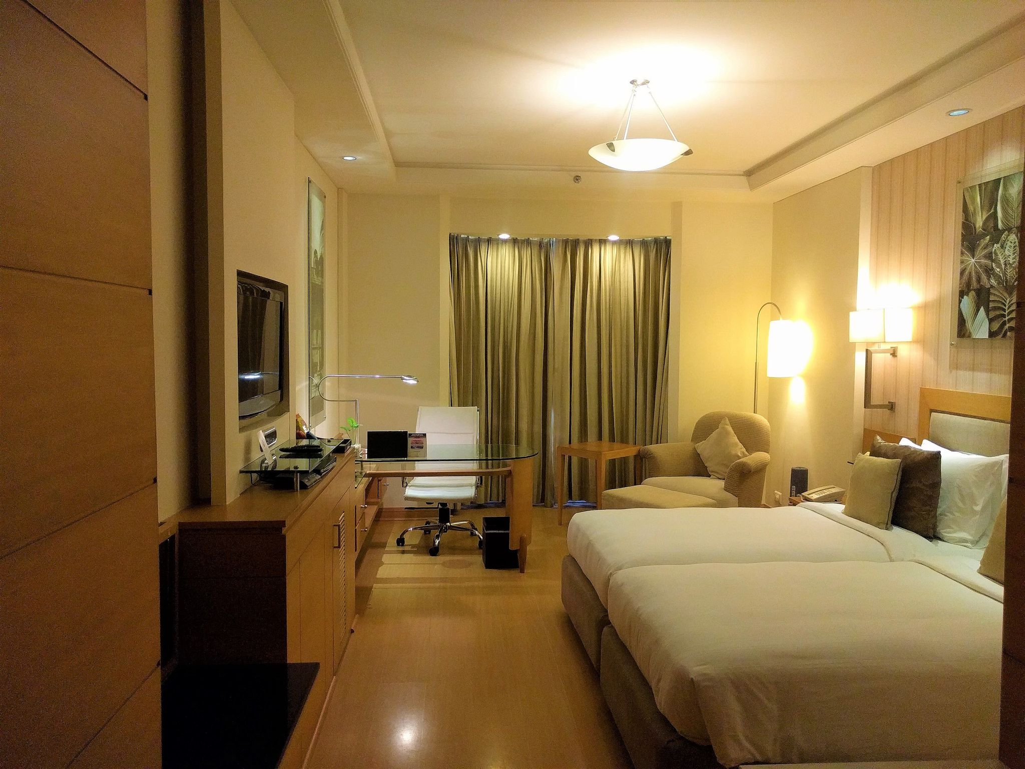 Lemon Tree Premier 2, Leisure Valley, Gurugram Deluxe Room