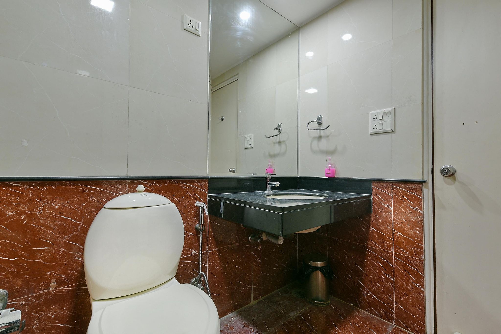 Super Deluxe Room With Bathtub And Balcony