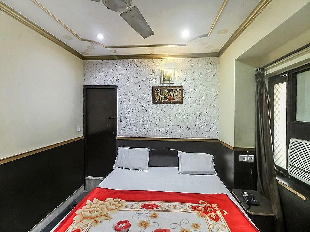 Single Bed with attached Bathroom