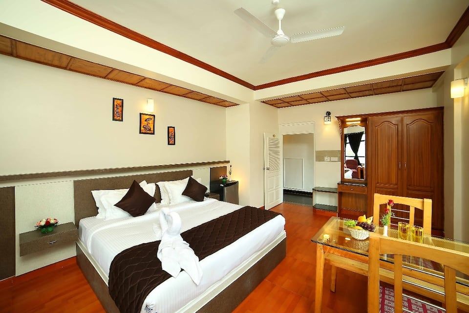 Munnar Castle Executive Room