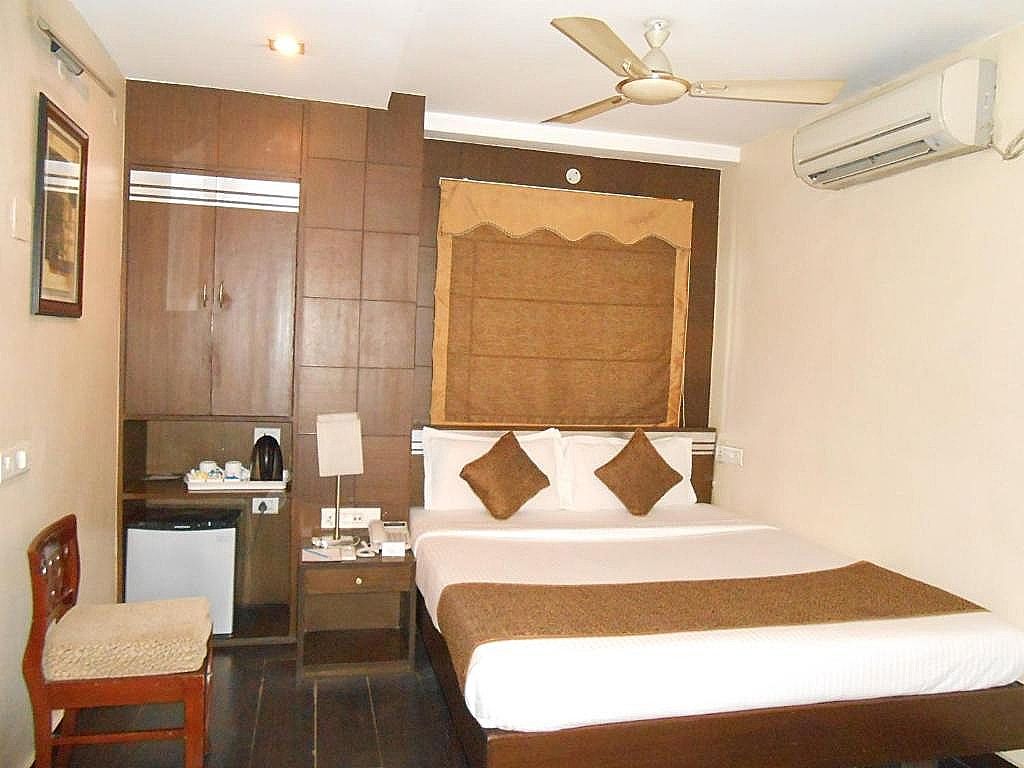 Hotel O2 VIP Deluxe Room 9