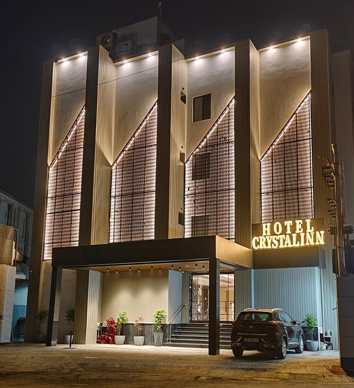 undefined Hotel Crystal Inn