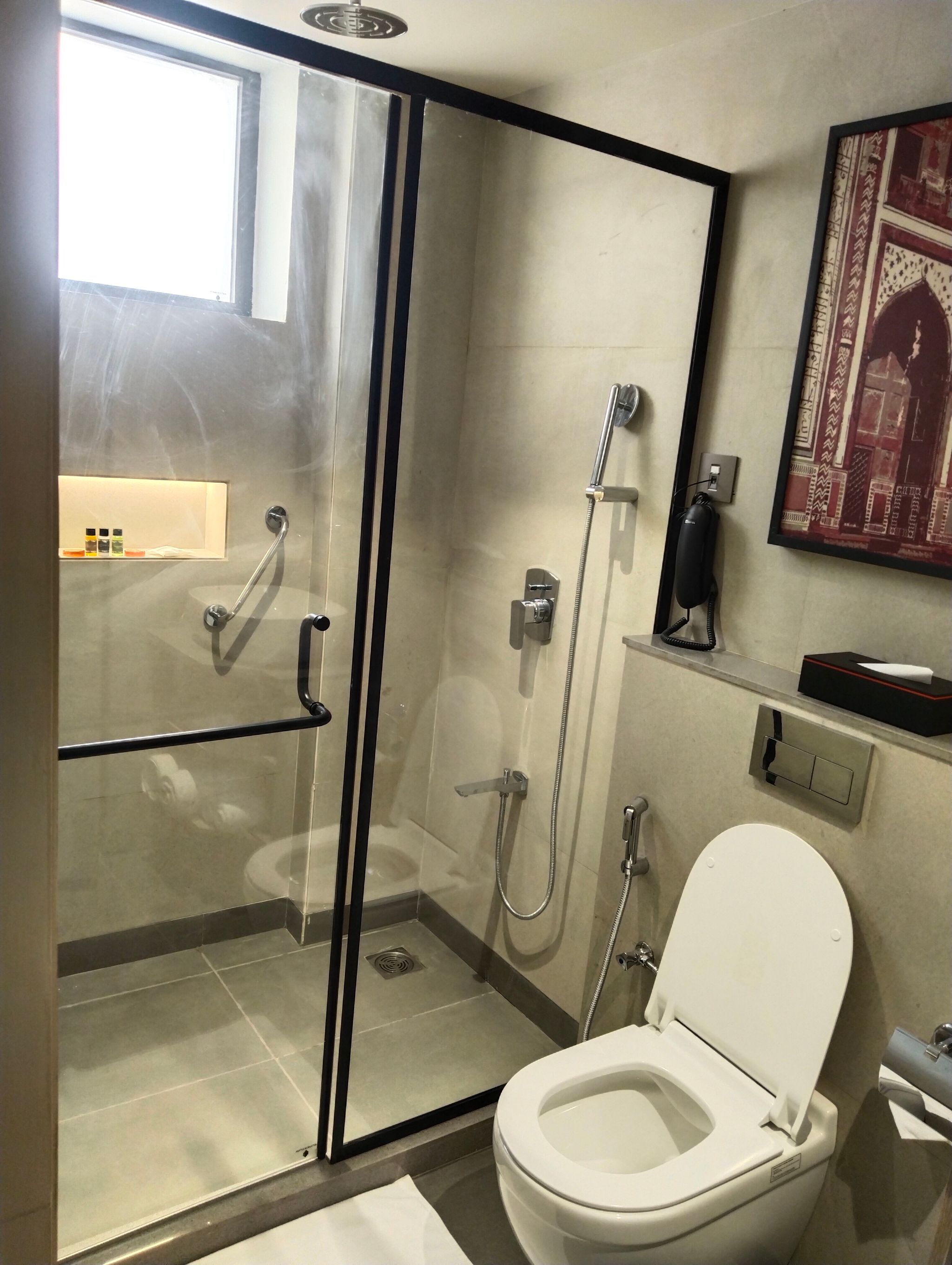 undefined Hotel Crystal Inn 7