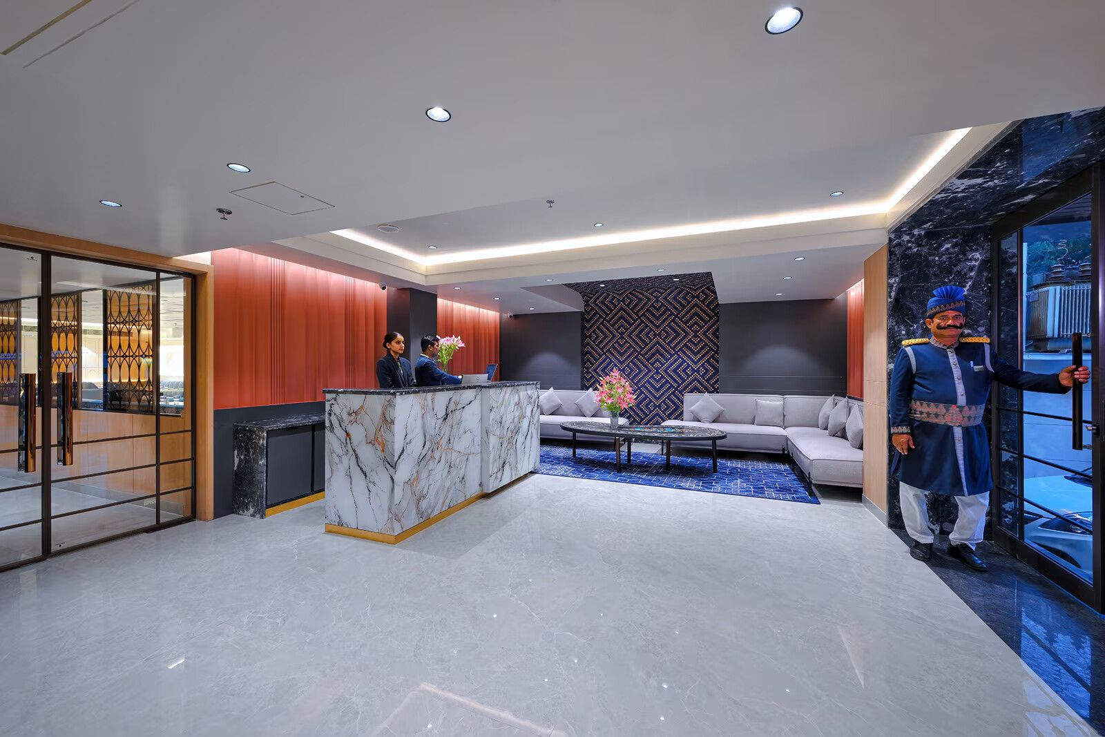 undefined Hotel Crystal Inn 2