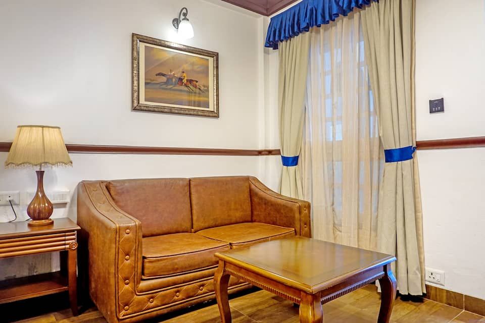 Citrus Chambers Mahabaleshwar Premier Room 8