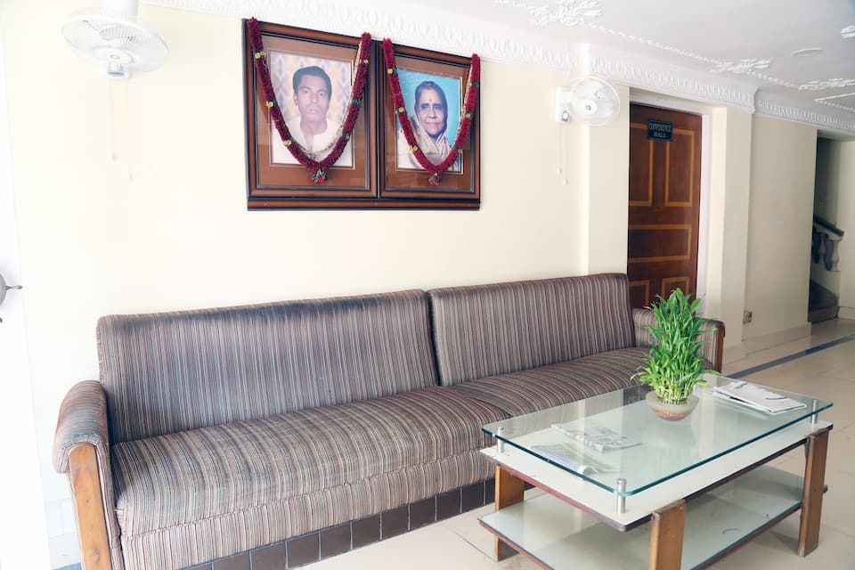 undefined Hotel Tulip 4