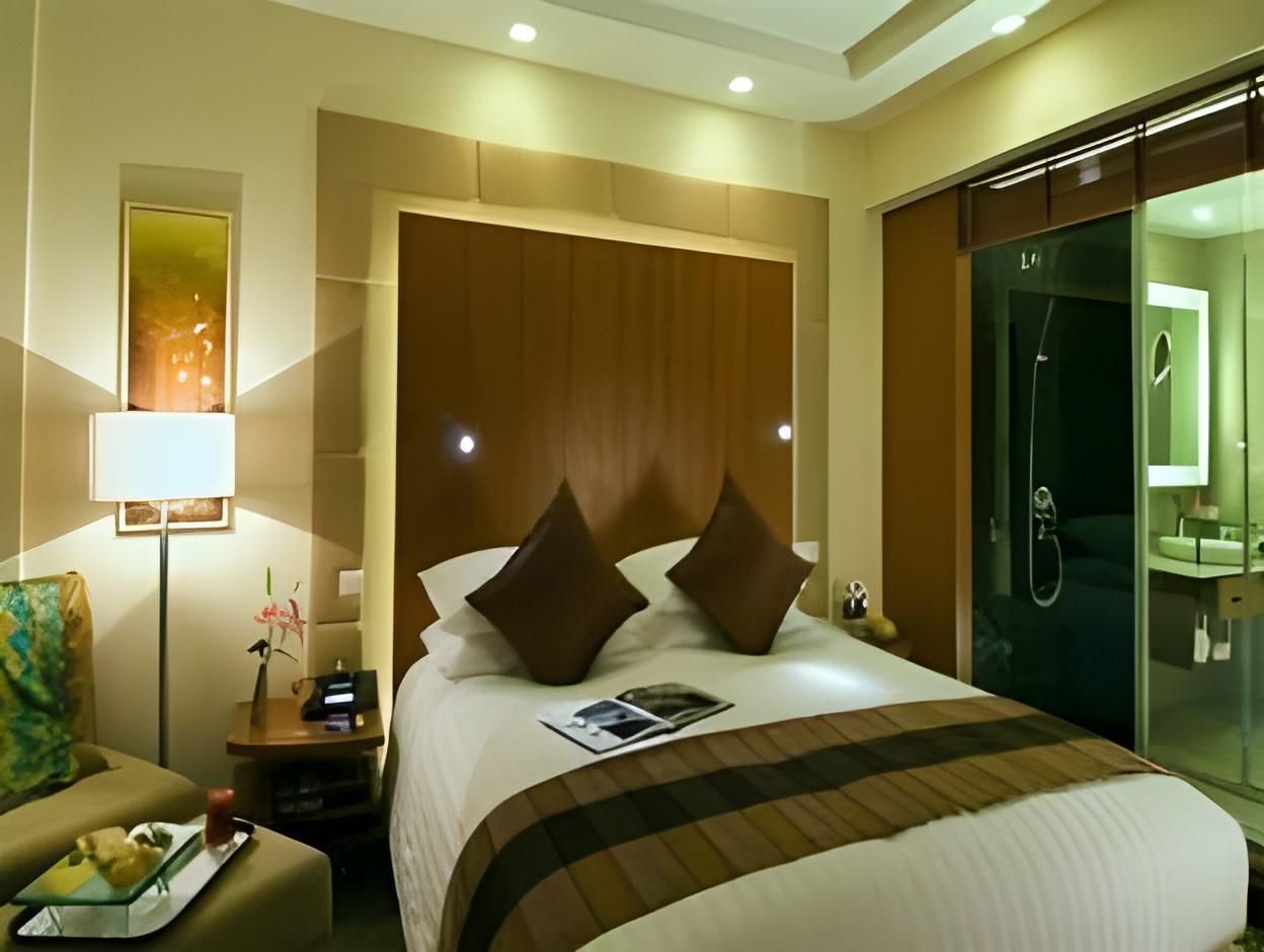 Executive Suite