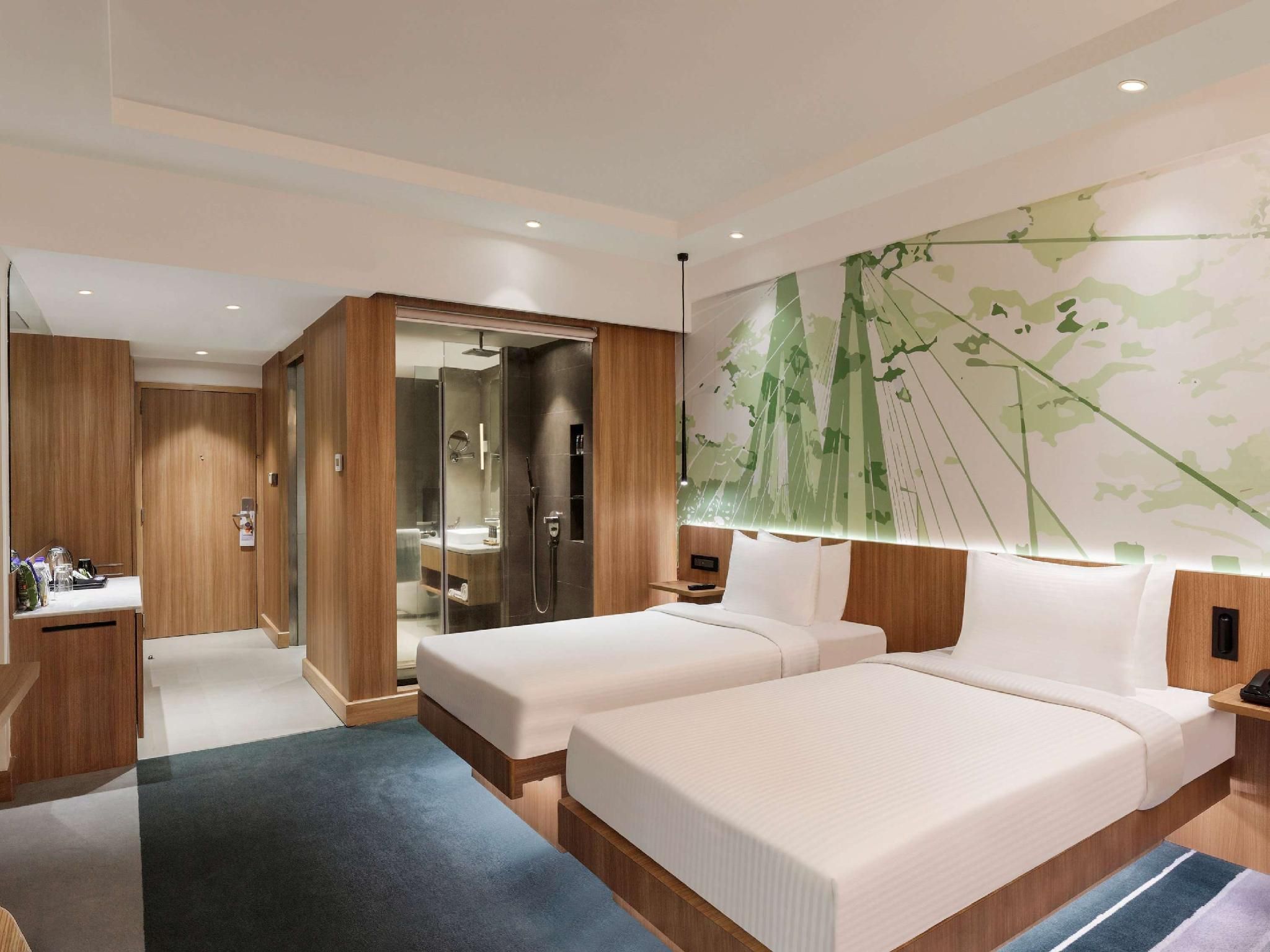 Premier Twin Bed City View - Higher Floor, Buffet Breakfast, Premier Lounge, Airport Transfer