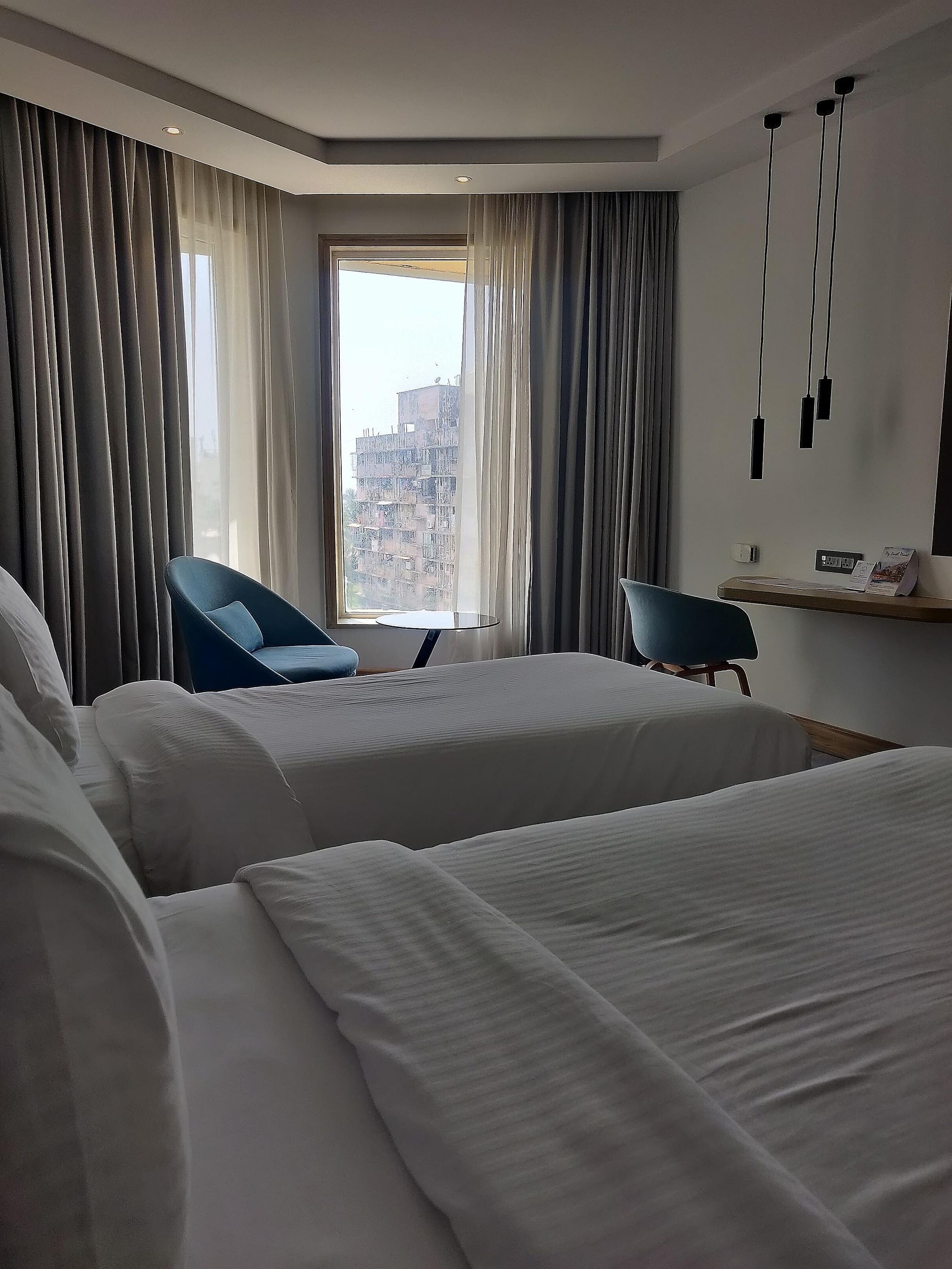 Novotel Mumbai Juhu Beach Hotel Superior Room, 2 Twin Beds, City View 2