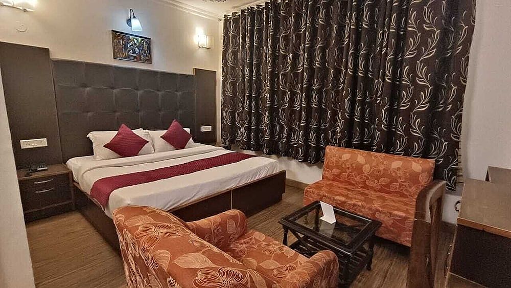 Bridge View Regency Deluxe Room 14