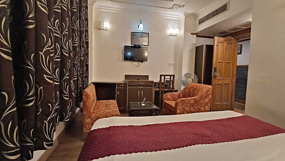 Bridge View Regency Deluxe Room