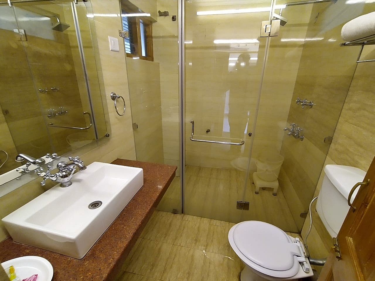 Bridge View Regency Family Suite 3 Bed rooms 5