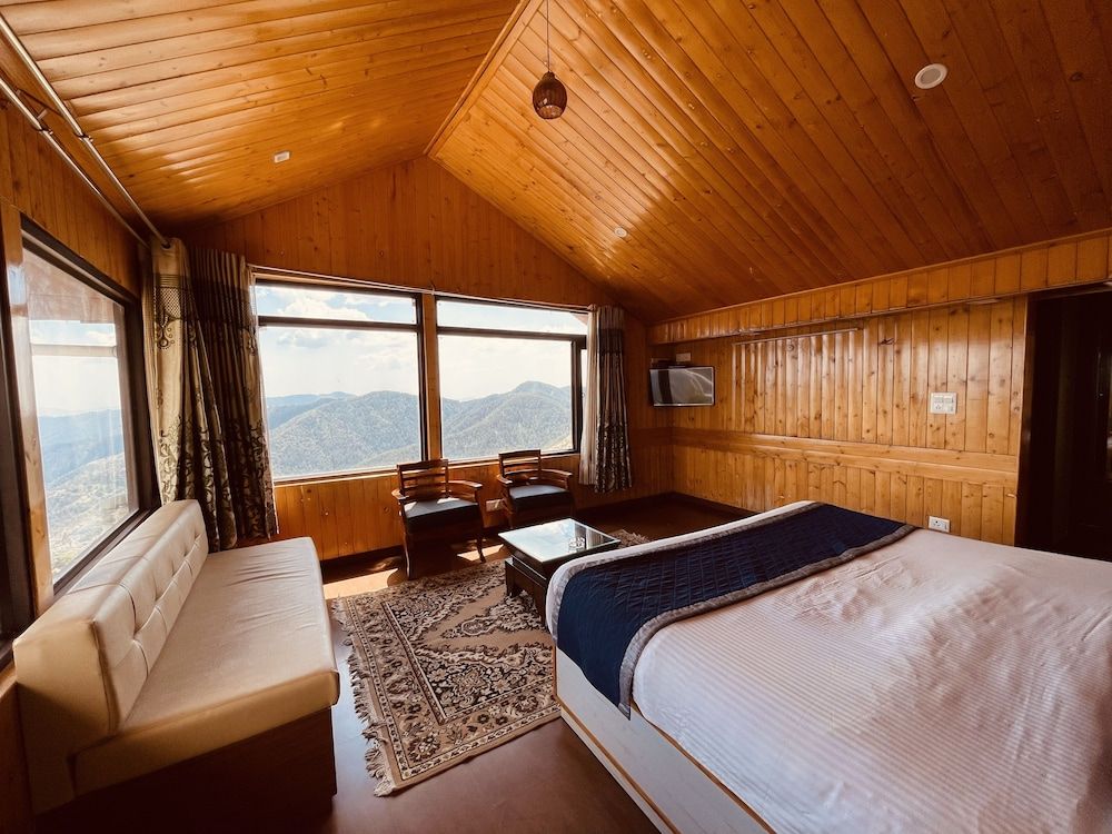 Panoramic Twin Room