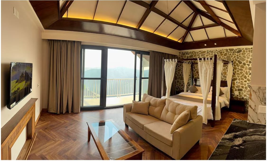 LUXURIOUS COTTAGES with BATH TUB and BALCONY VIEW