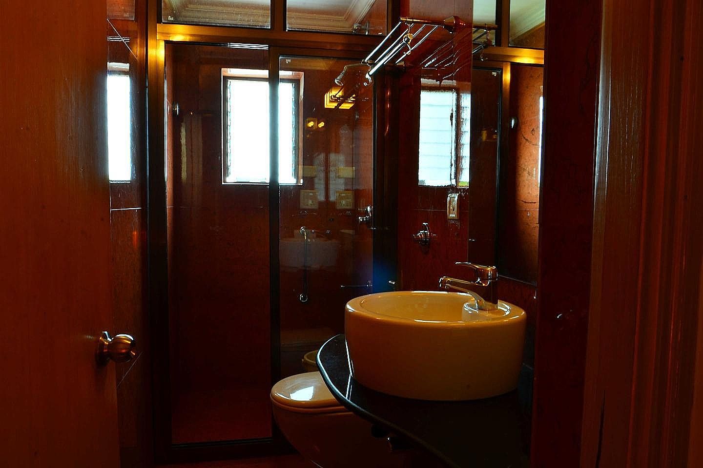 The Mayfield Beach Resort & Spa, Baga Superior Room