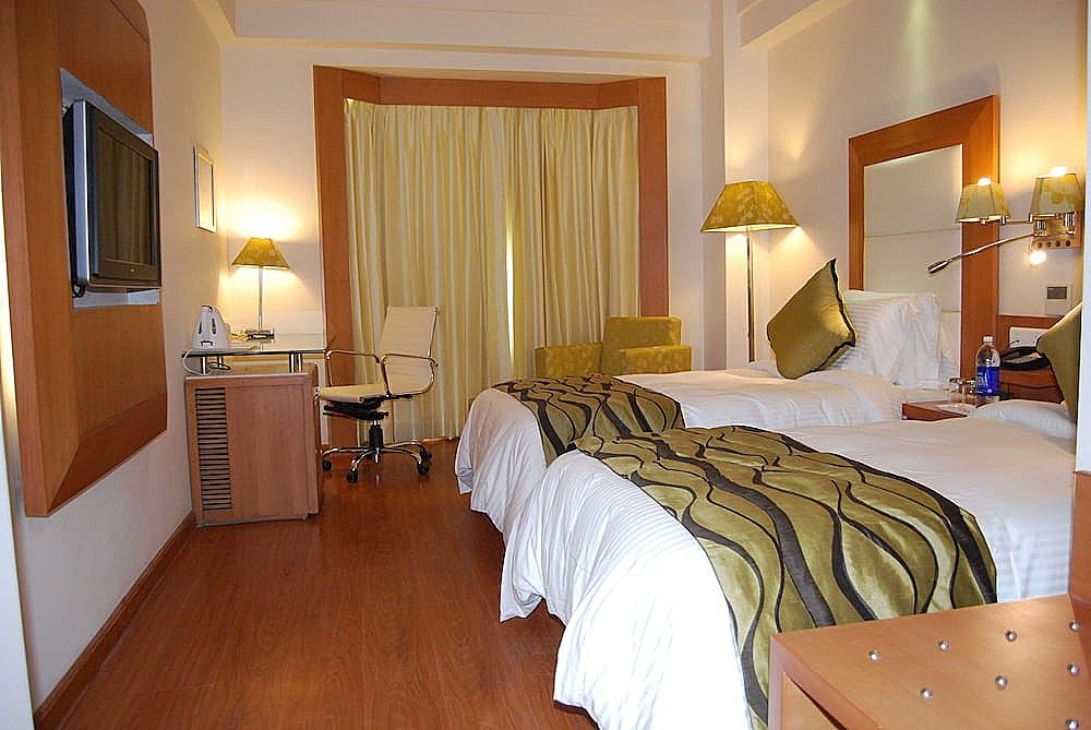 Ambrosia Sarovar Portico Hotel - A Sarovar Hotel Deluxe Room Twin Bed 3