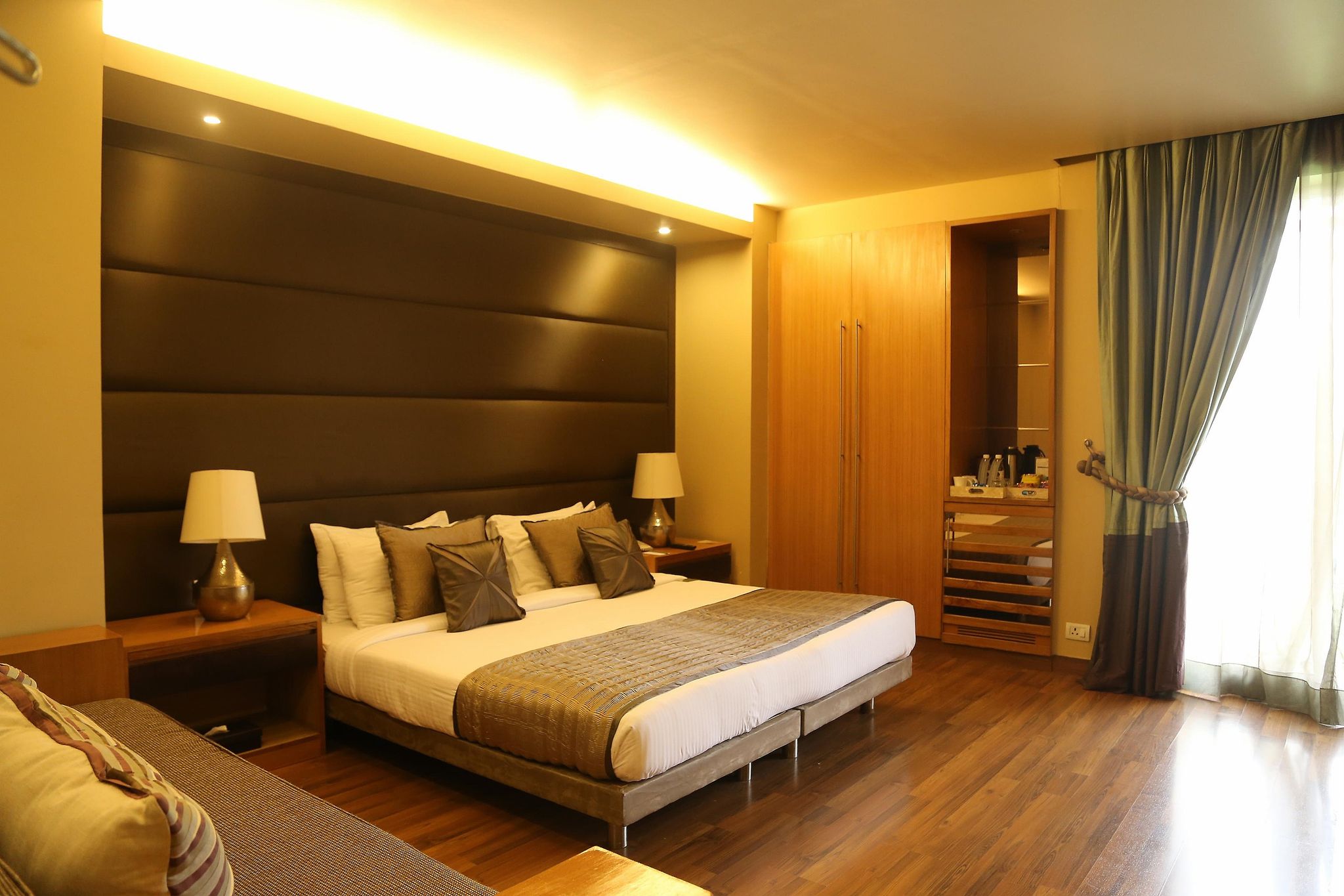 Suite with BathTub
