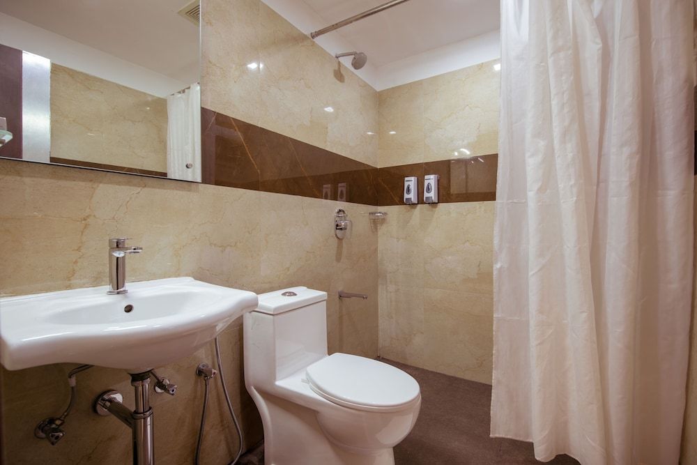 Vinayaga by Poppys - Rameswaram Deluxe Double Room 3