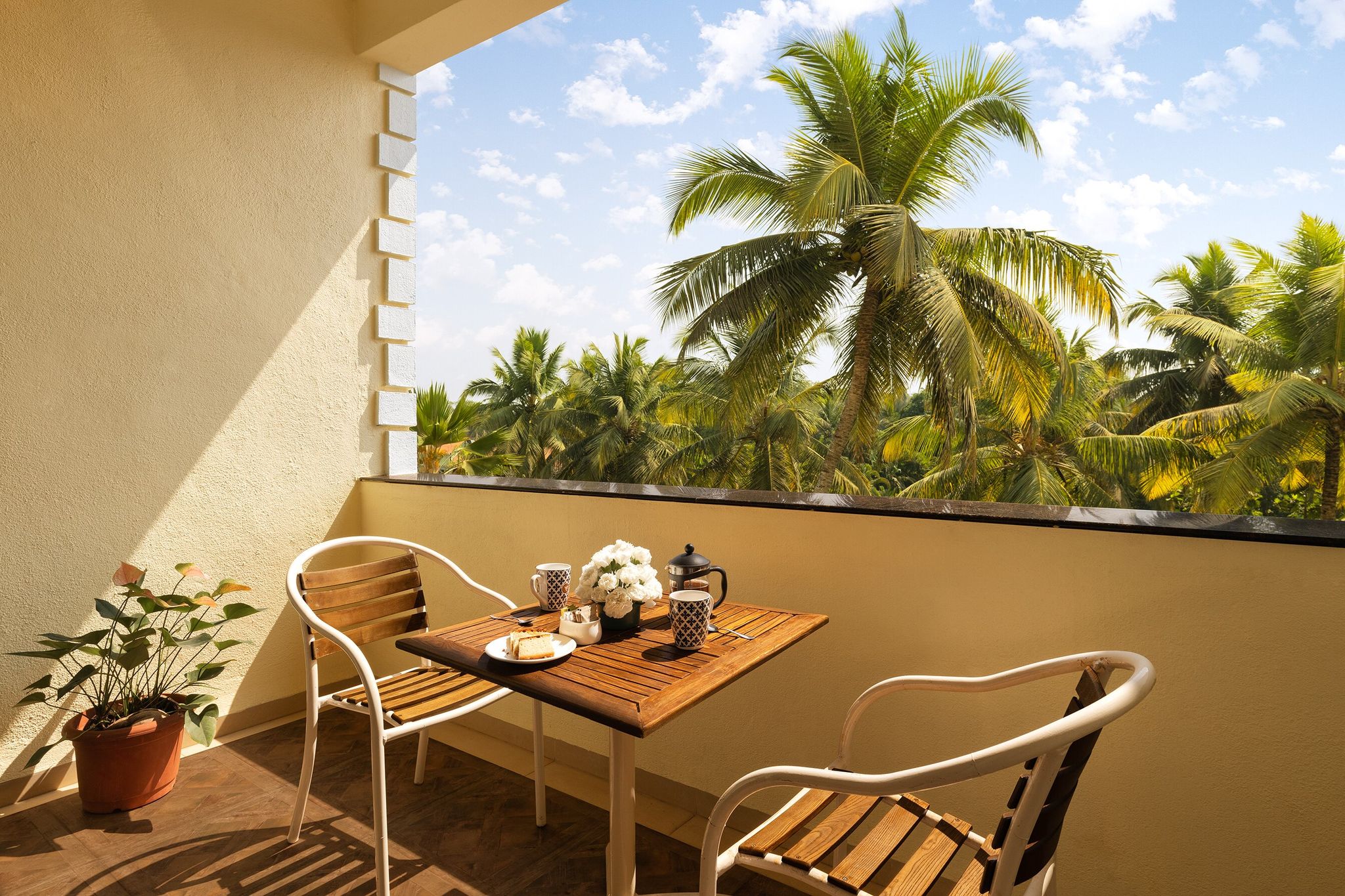 Luxury Royal Suite with Garden View
