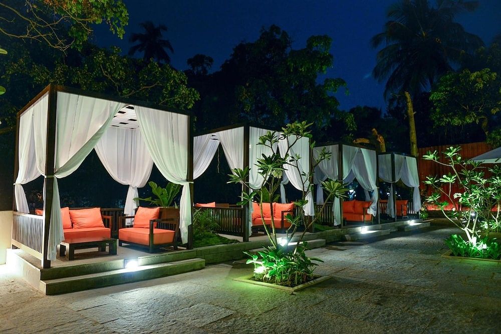 undefined SinQ Beach Resort 10