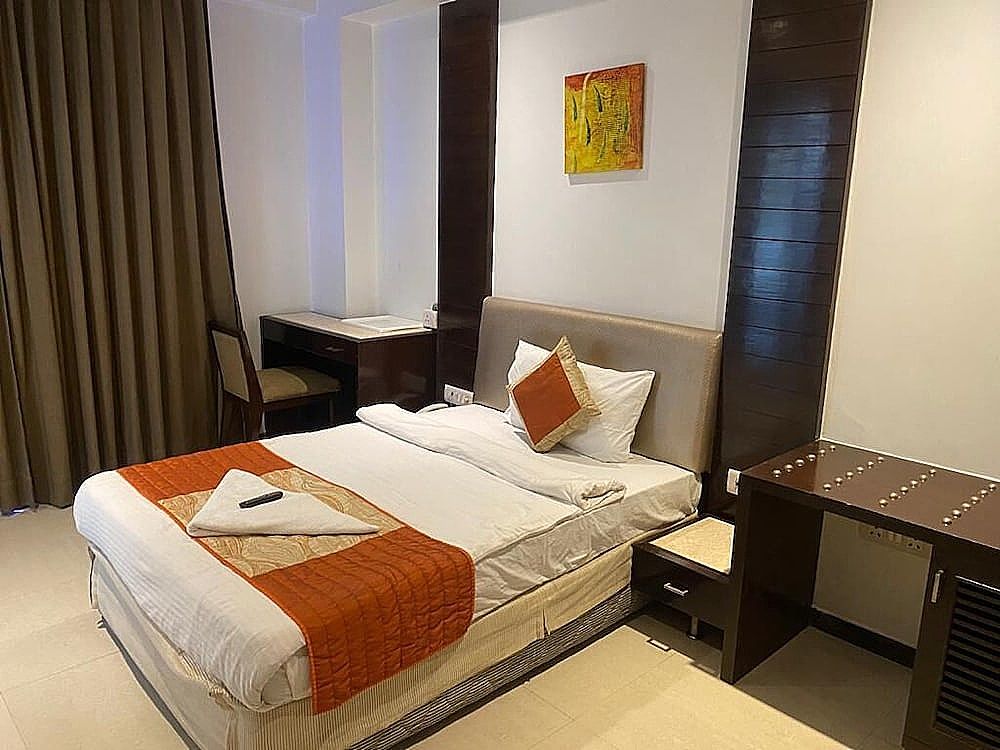 undefined Le Roi Delhi 4