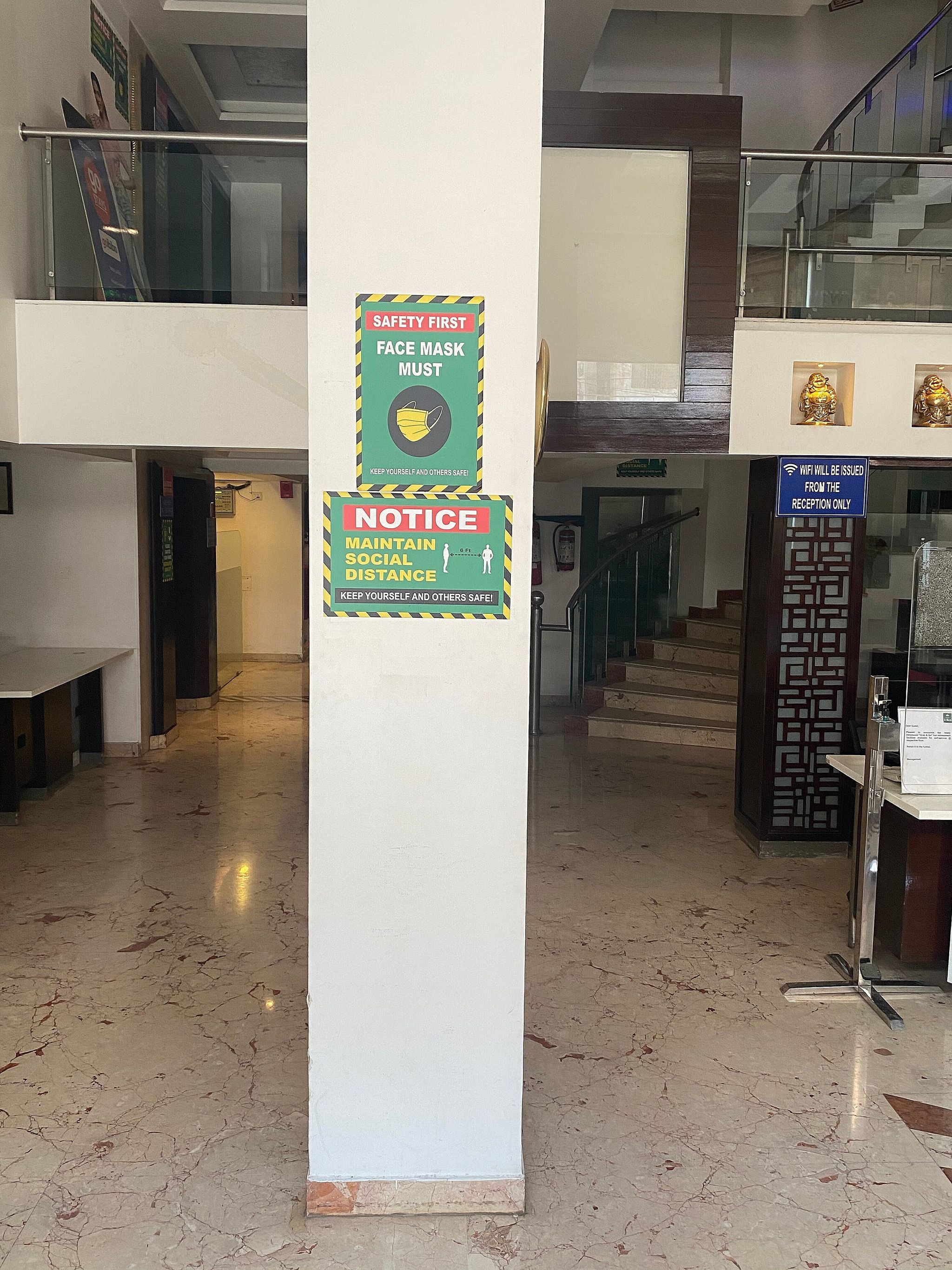 undefined Le Roi Delhi 6