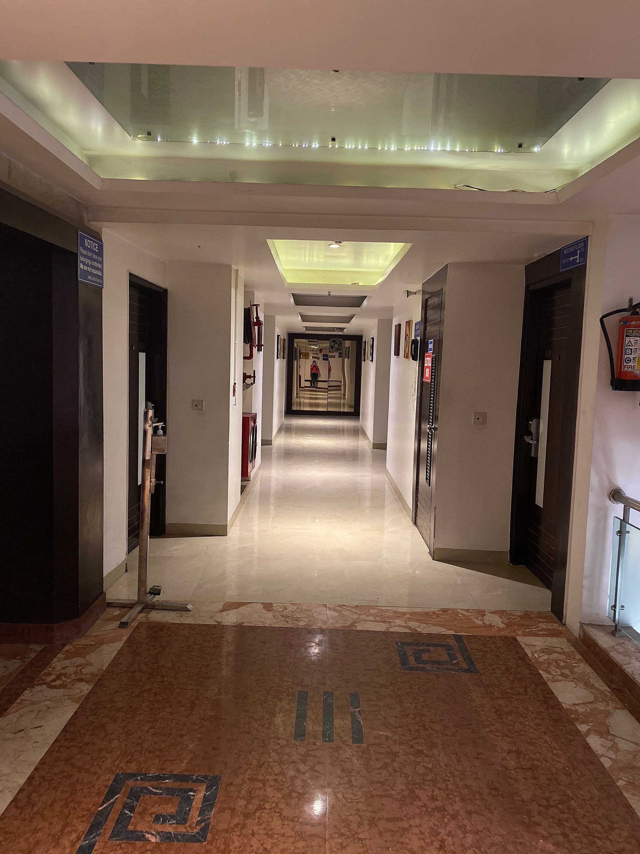 undefined Le Roi Delhi 9