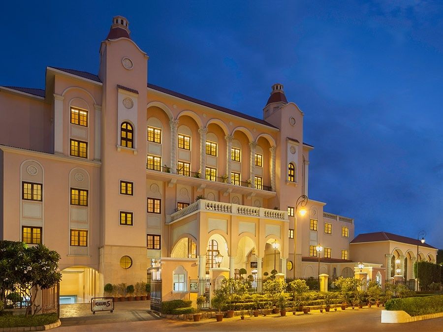 undefined DLF Club 5 - Golf Course Road 8