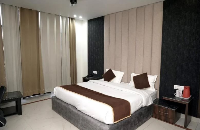 Basic Basement Room