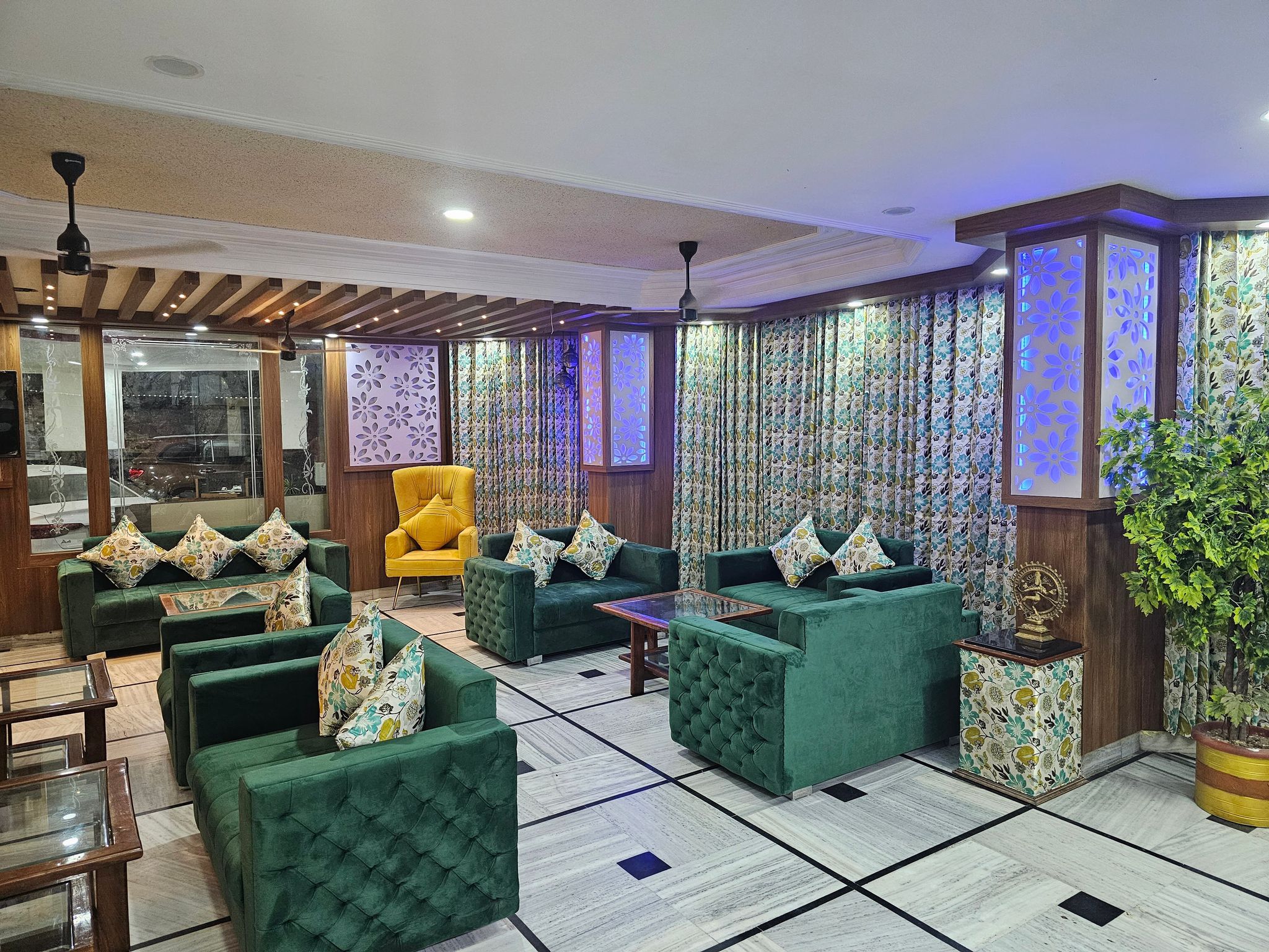 undefined Hotel Bhawani International 5