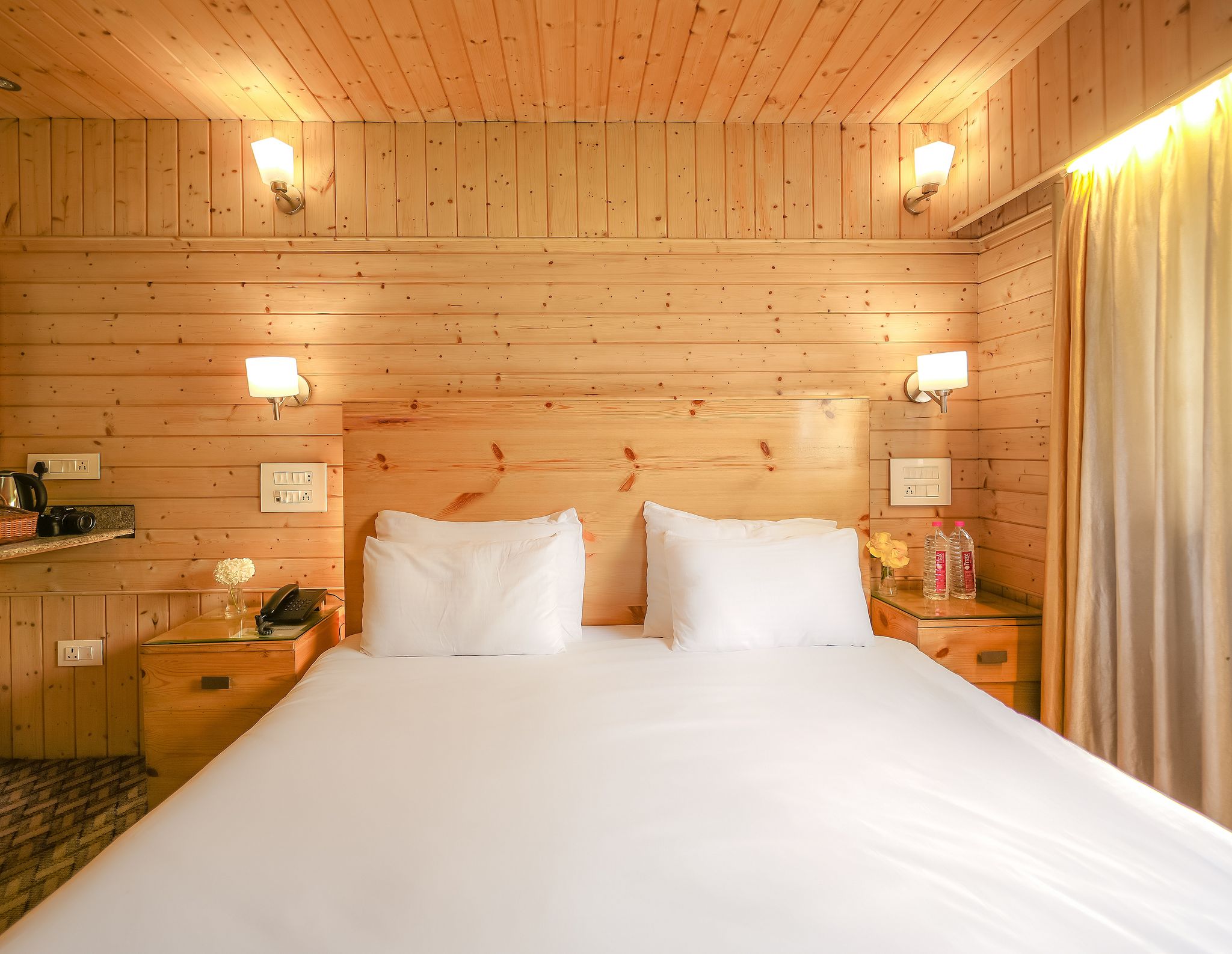 Hotel Mirage Deluxe Room, 2 Double Beds