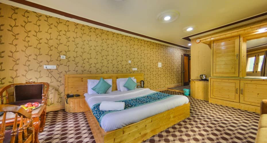 Premium Room with Mountain View