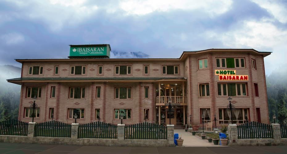 undefined Hotel Baisaran Pahalgam 8