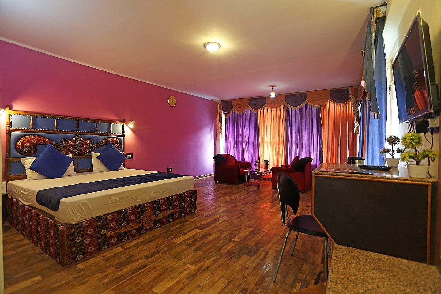 Hotel Ishaan (2 Min drive From Mall Road)