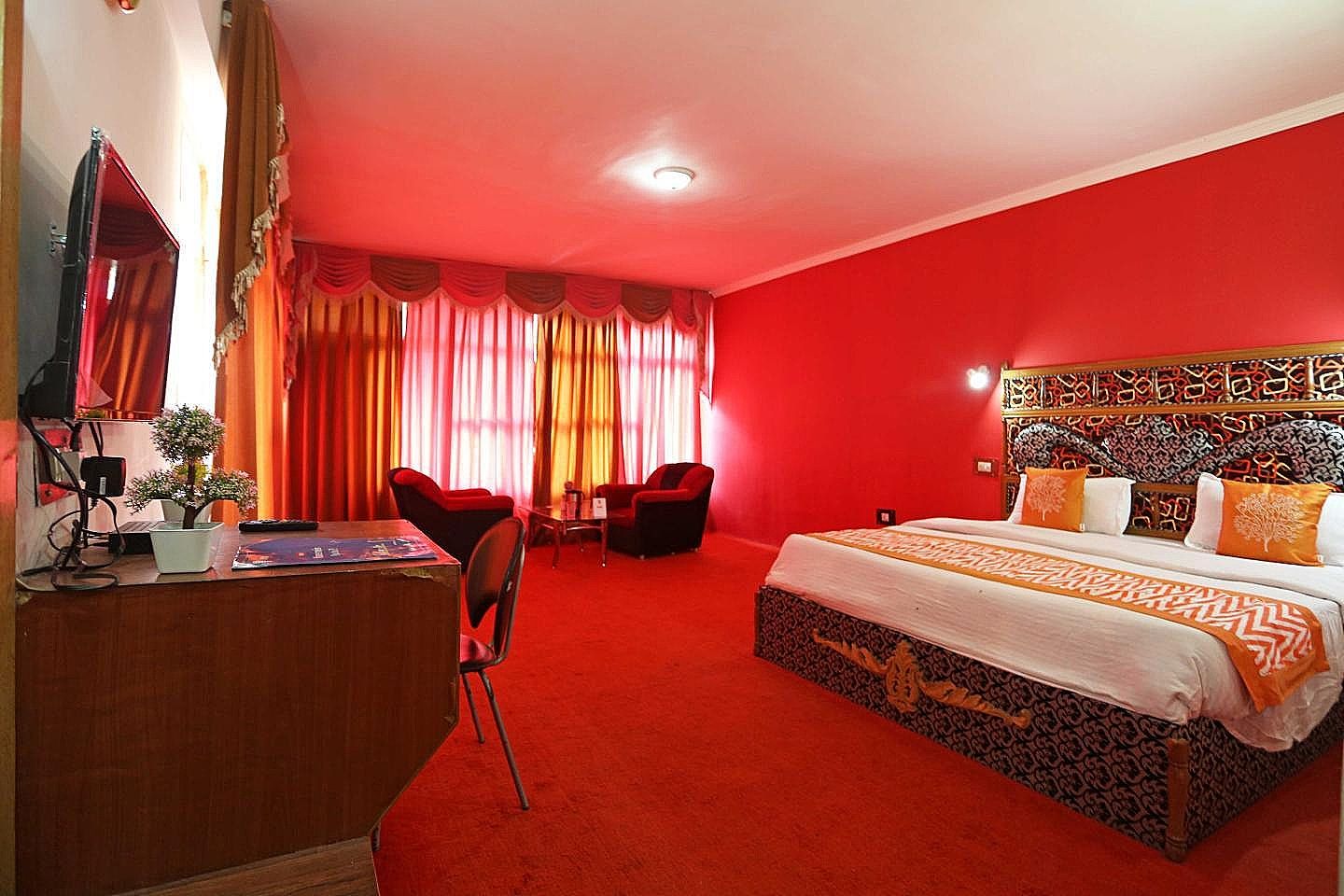 Hotel Ishaan (2 Min drive From Mall Road)
