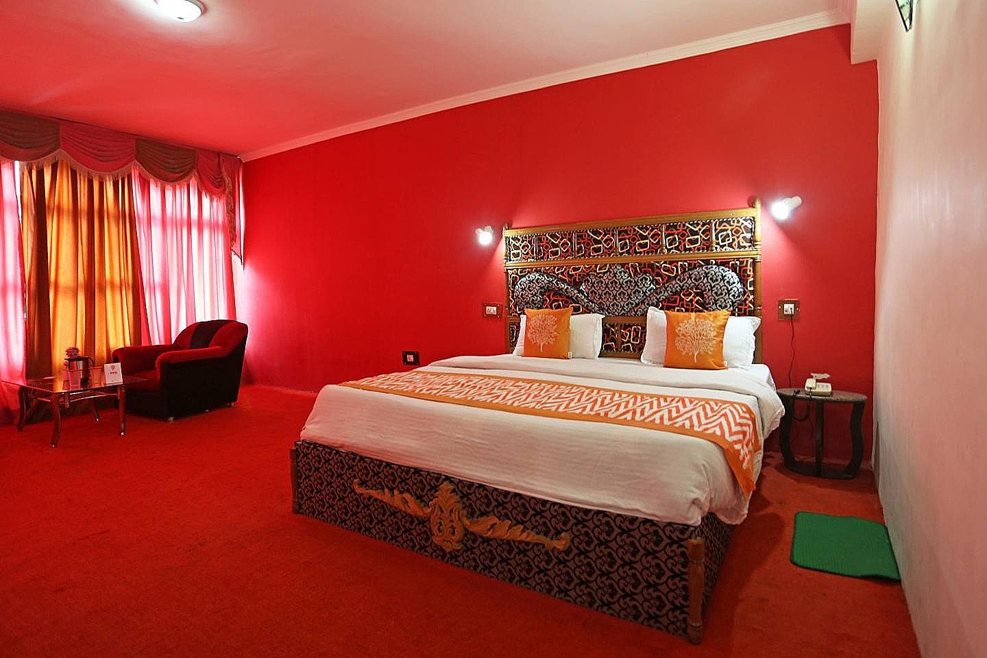 Hotel Ishaan (2 Min drive From Mall Road)