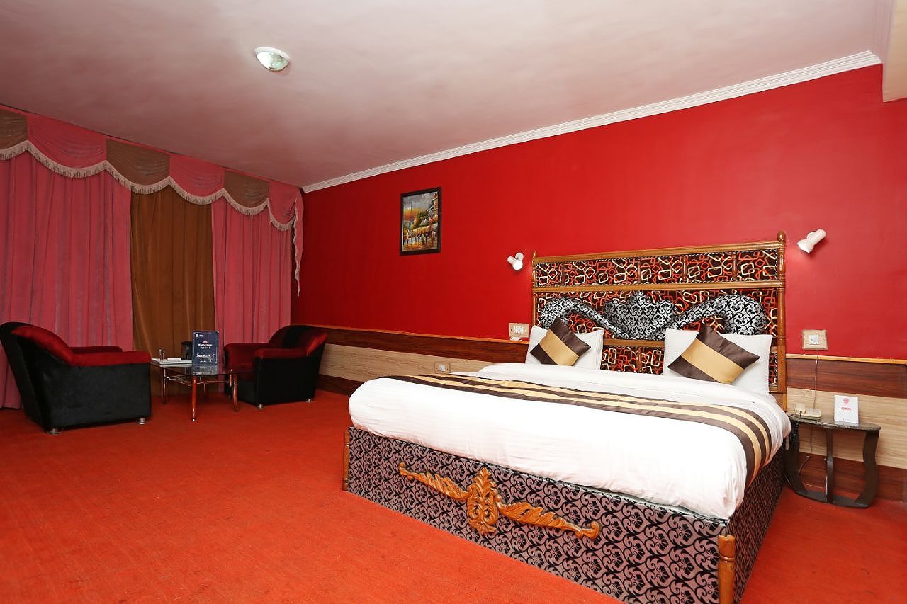 Hotel Ishaan (2 Min drive From Mall Road)