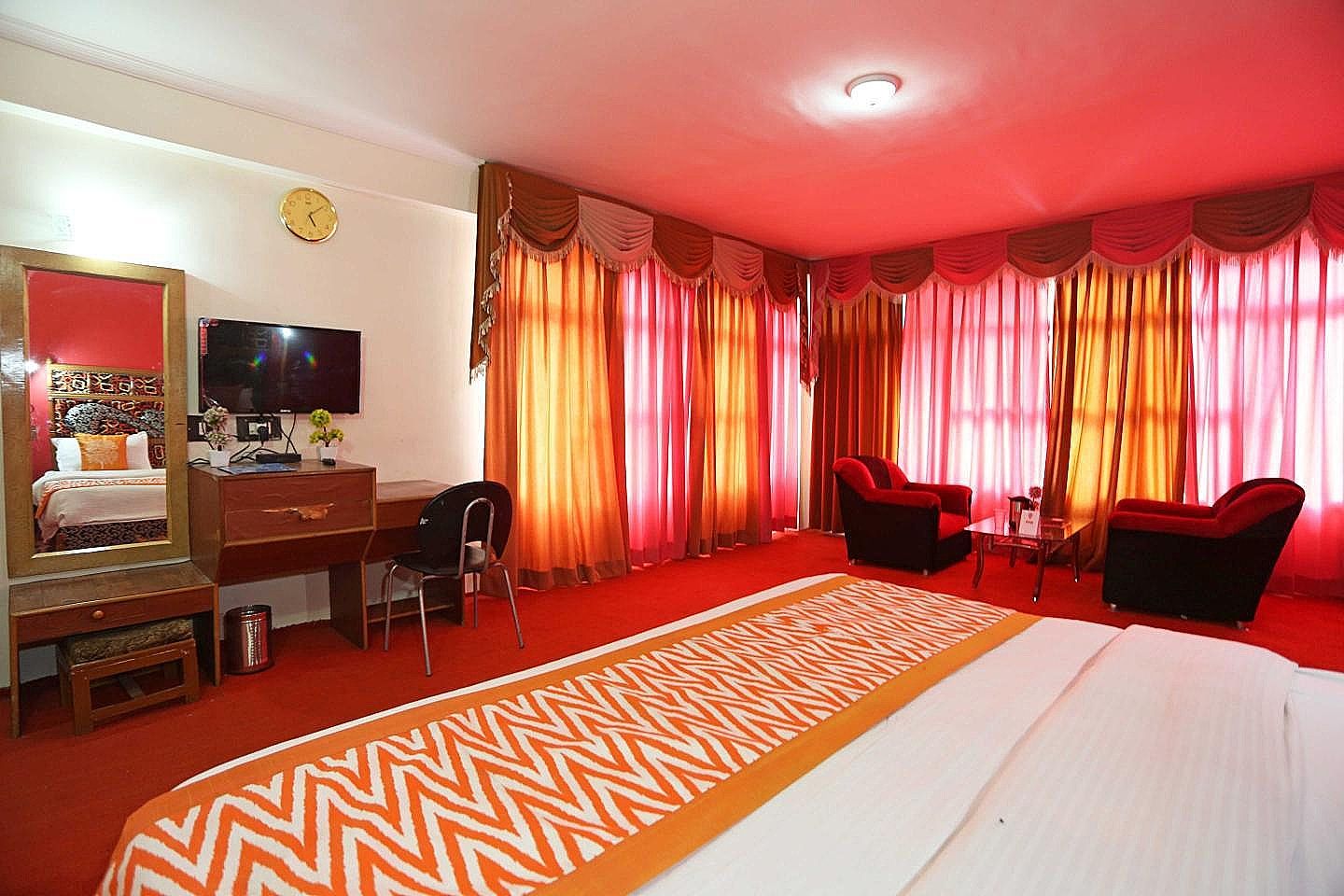 Hotel Ishaan (2 Min drive From Mall Road)