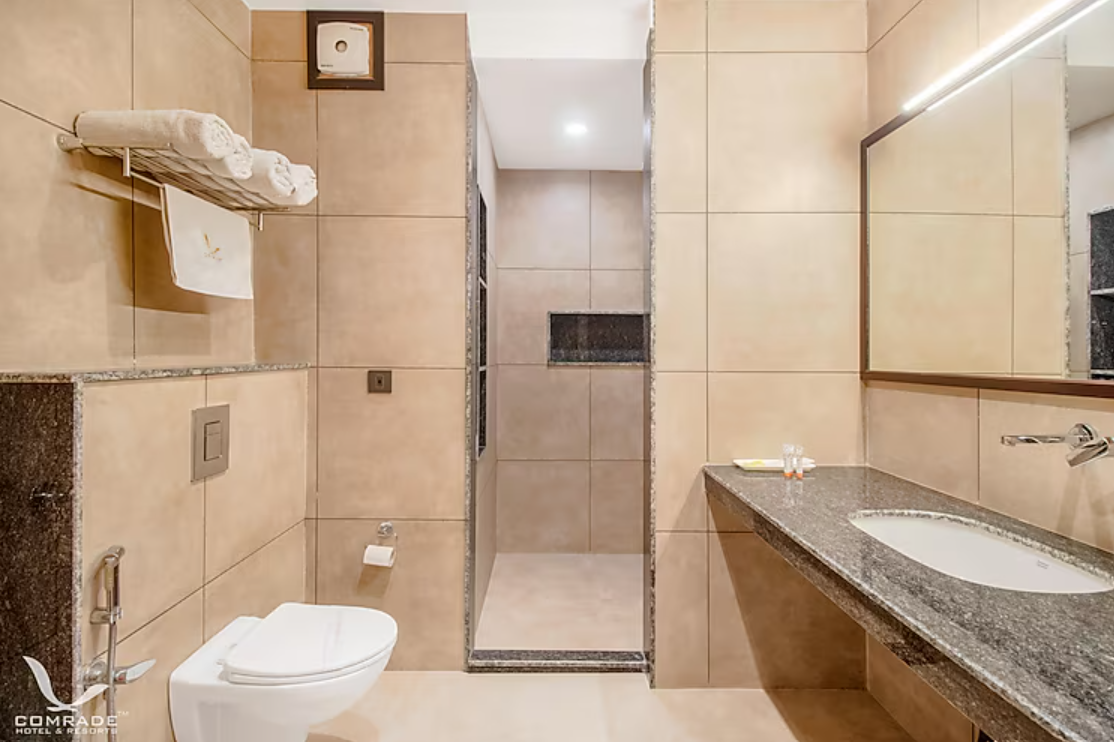 Comrade Inn Suite Room 2