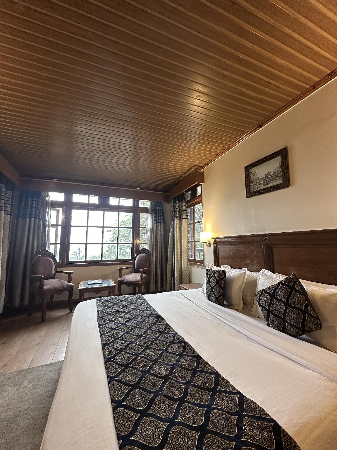 Valley View Room