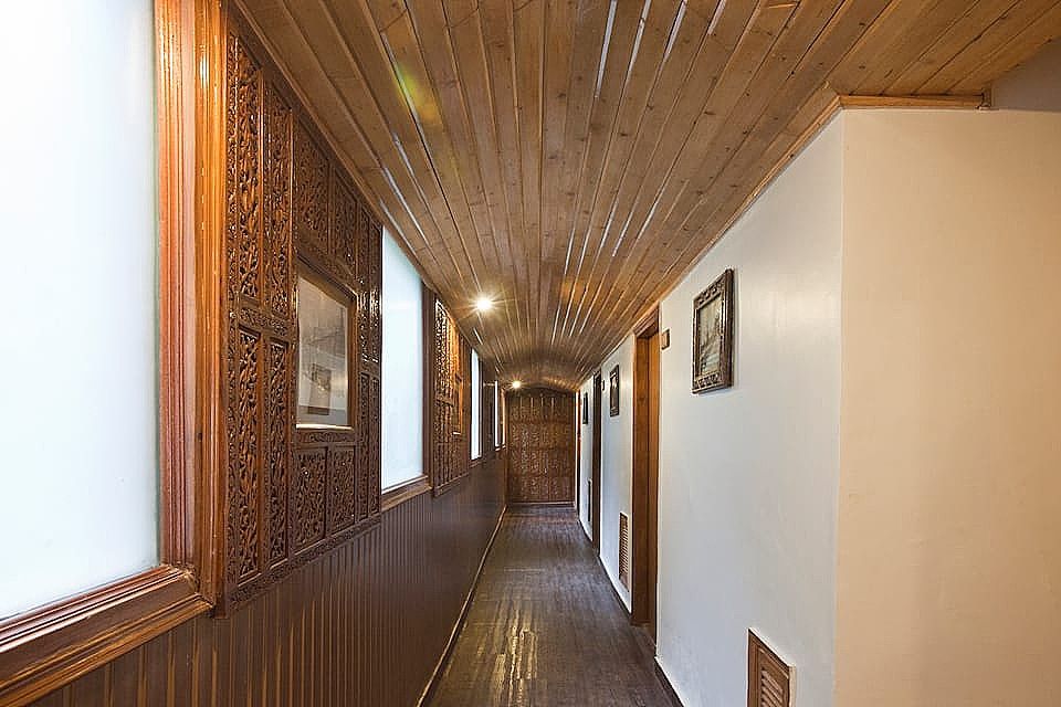 undefined Wingait Inn - Hotel Near Shimla Mall Road 3