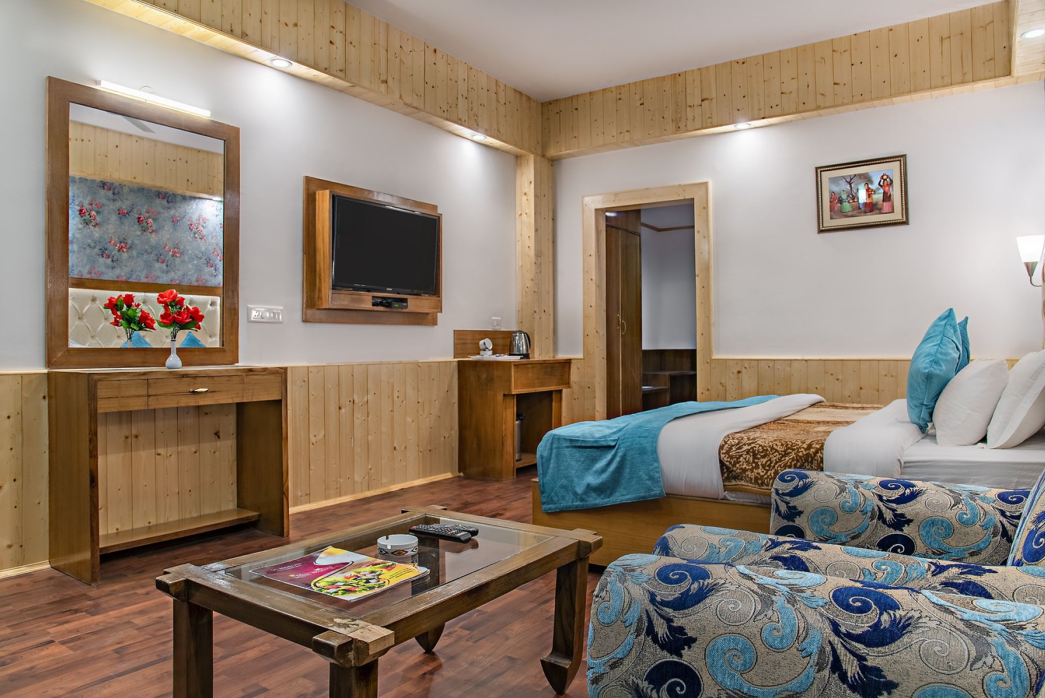 The Royal Regency Manali Super Deluxe Room (Non View ) 4