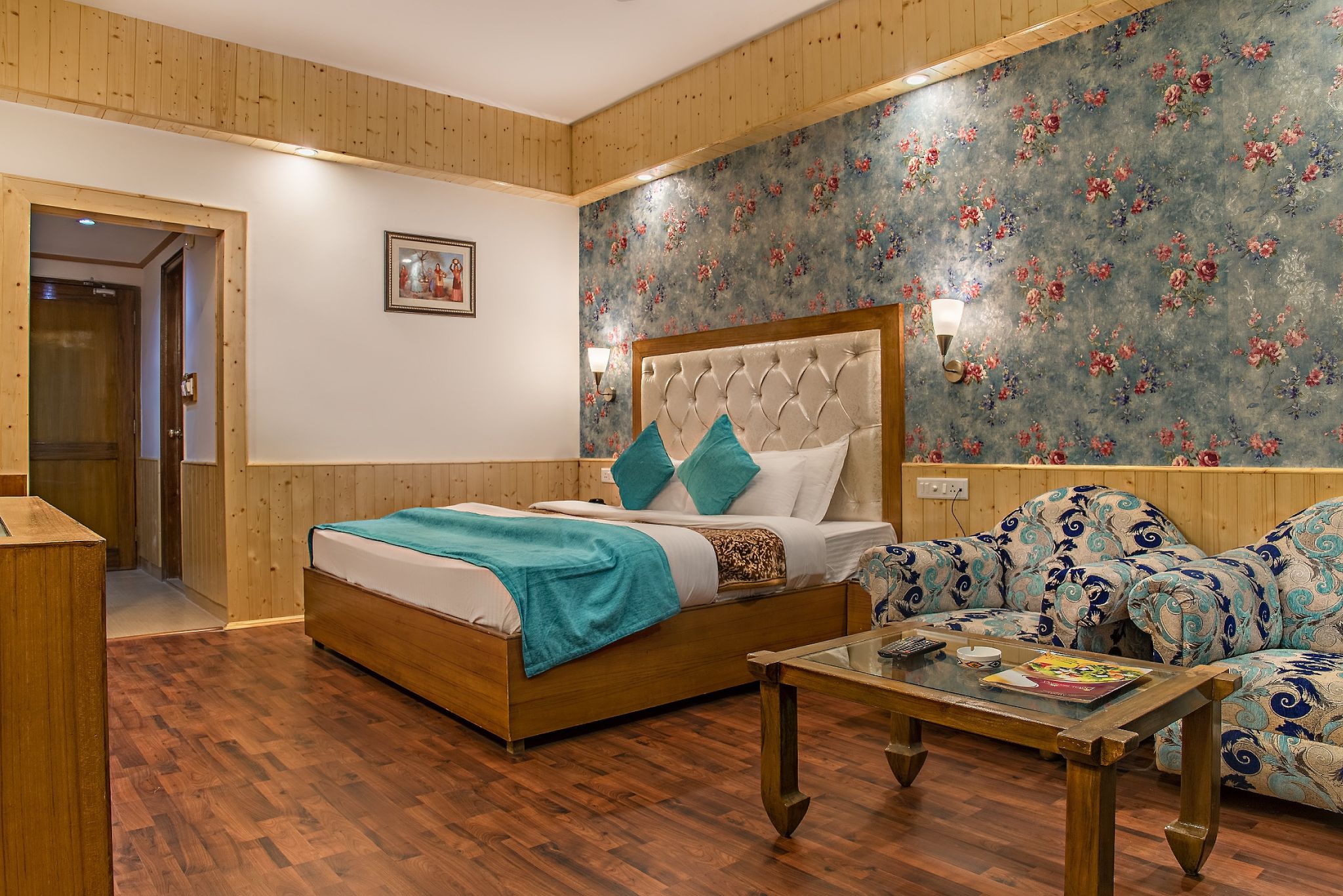 The Royal Regency Manali Super Deluxe Room (Non View ) 2