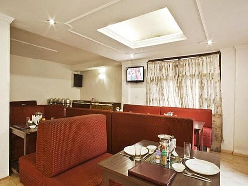 Food & Dining
